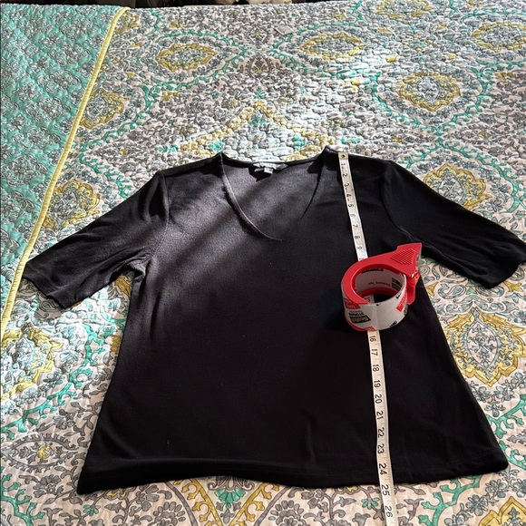 Liverpool Knit Black Short Sleeve V-Neck Top - Picture 3 of 4